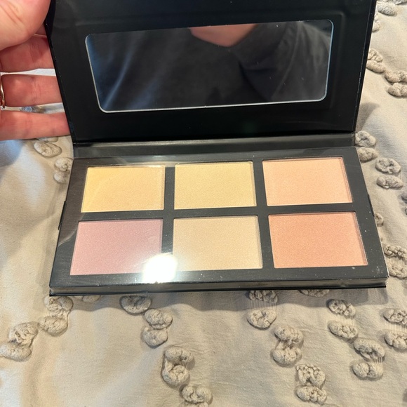 Tahari Black Floral Highlighter Collection - Picture 3 of 6